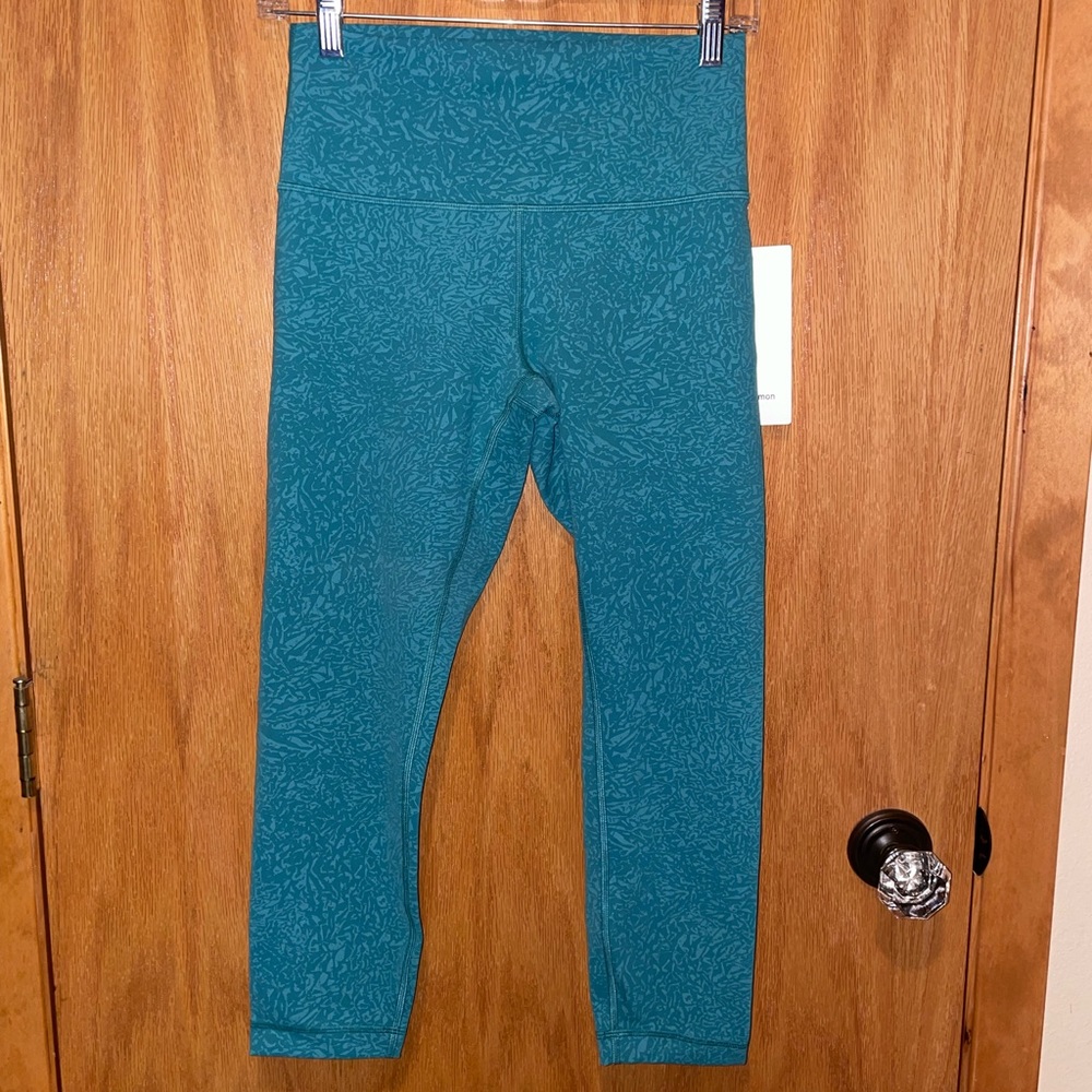 Lululemon Wunder Train HR crop
